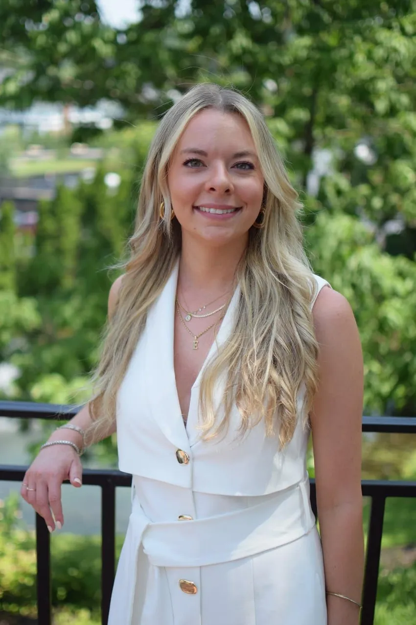 Emily (Potriat) - Everwell Counselling & Wellness